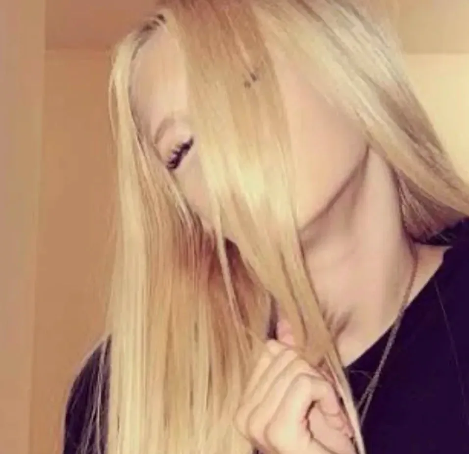 Annika, 34