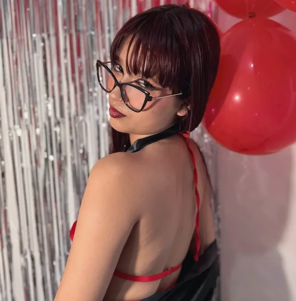 Denise, 18