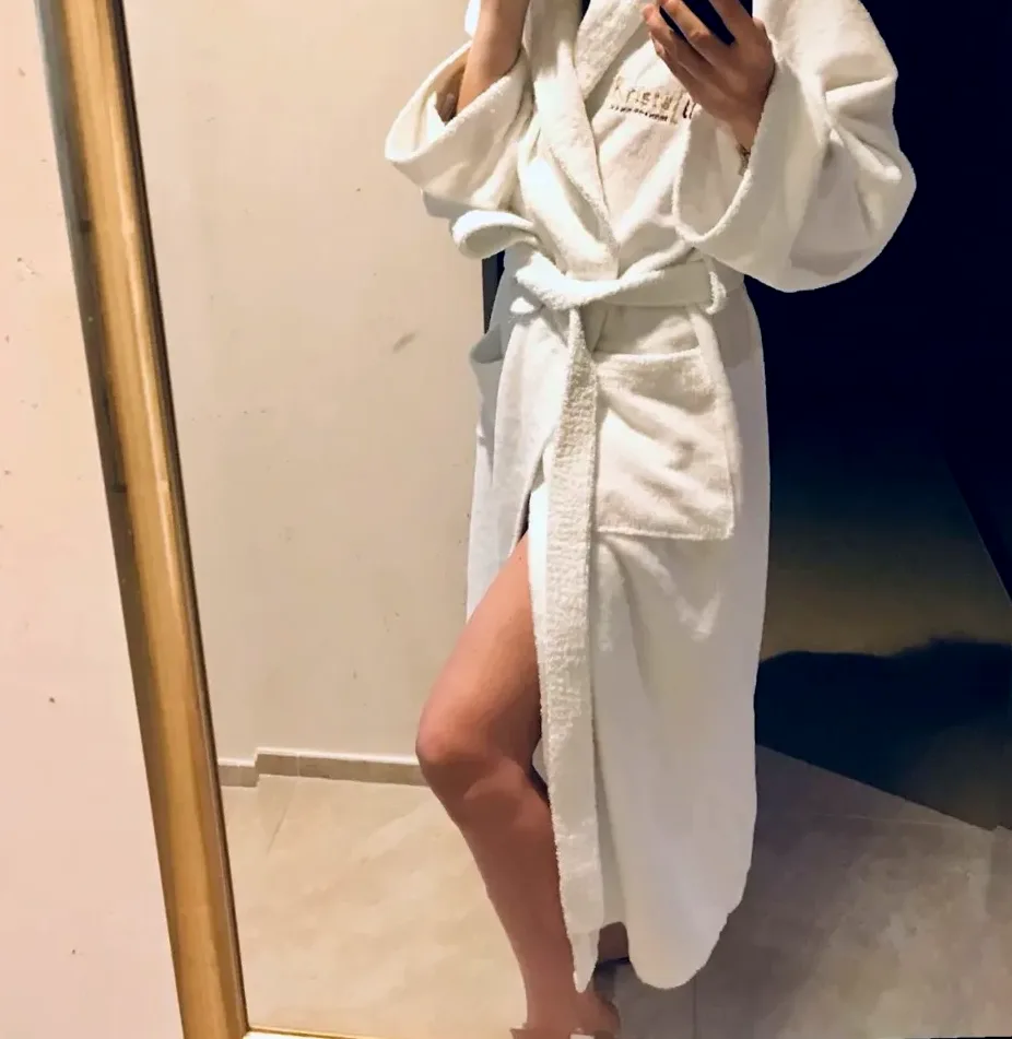 Emily, 36